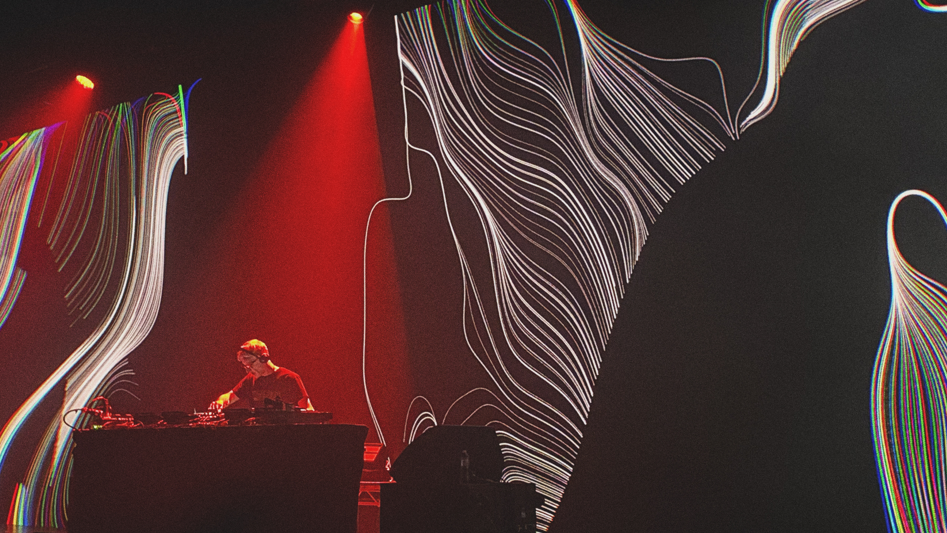 2 Calibre. Shelflife Sessions. HERE at Outernet.